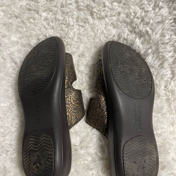 Alegria JAD leather bronze floral print Sandals with Buckle Design EUR SZ38 - Picture 9 of 9